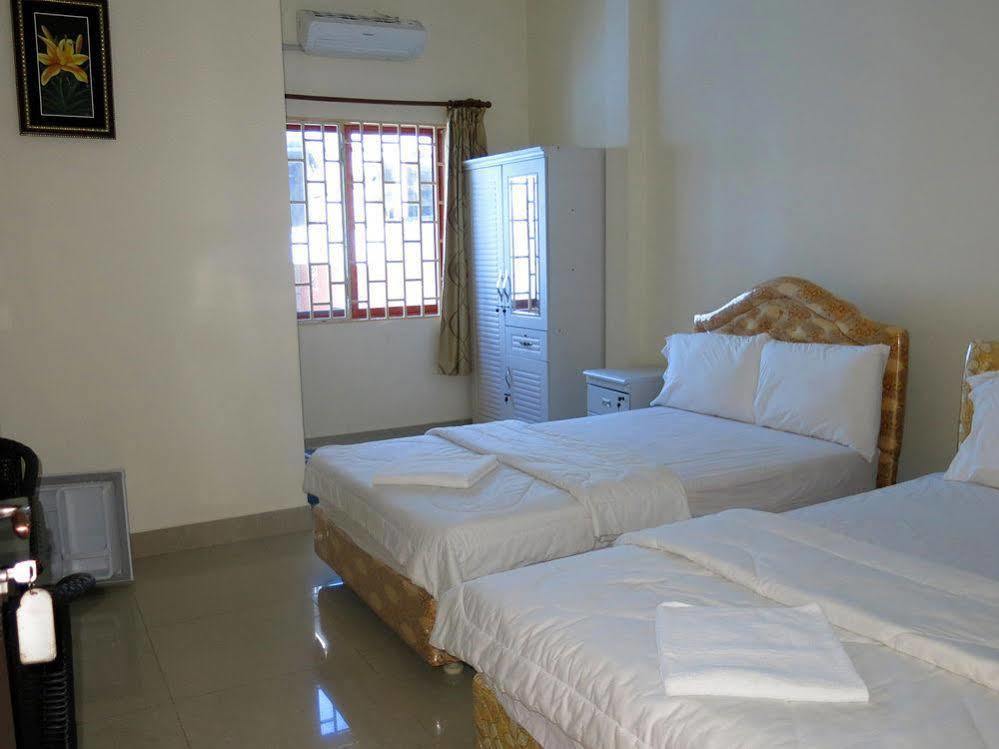 Mk City Hotel Sihanoukville Buitenkant foto