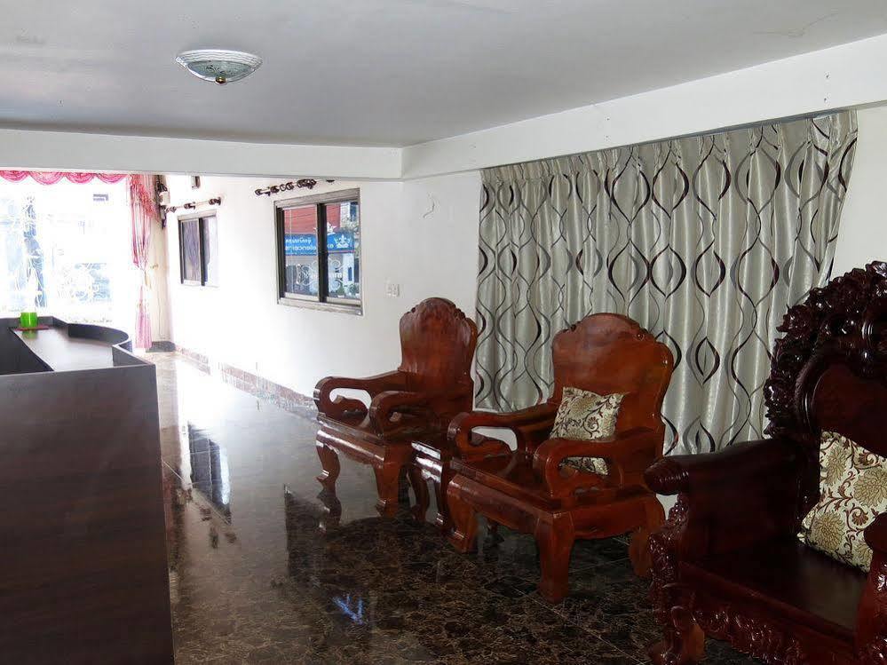 Mk City Hotel Sihanoukville Buitenkant foto