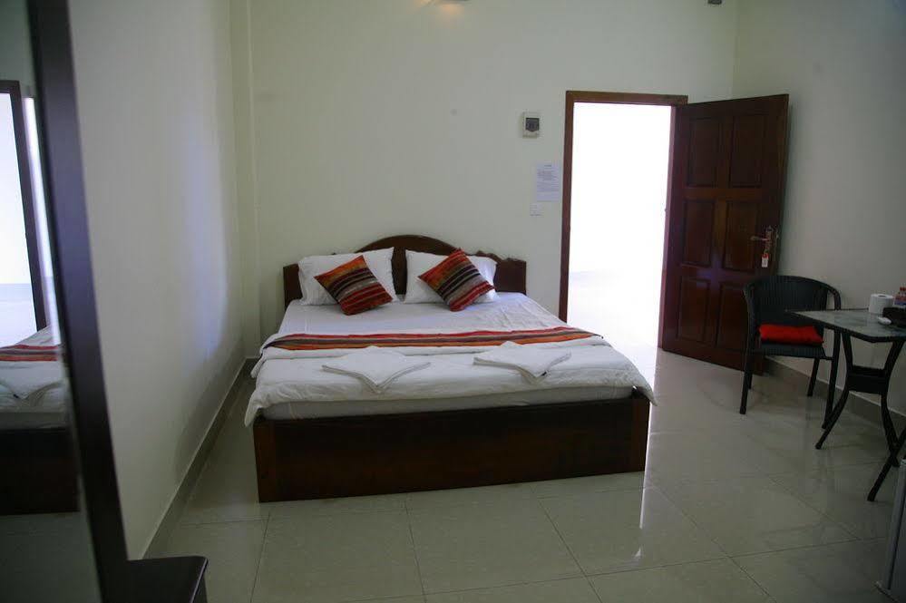 Mk City Hotel Sihanoukville Buitenkant foto